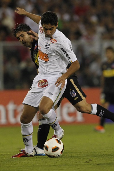 Colo-Colo v Santos - Santander Libertadores Cup 2011
